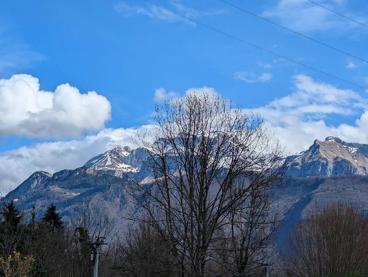 Le Gite De Saury Lathuile Francia